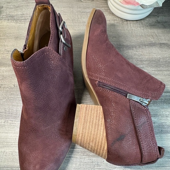 SARTO By Franco Sarto Garfield Western Burgundy Ankle Boots size 8 - Picture 9 of 9